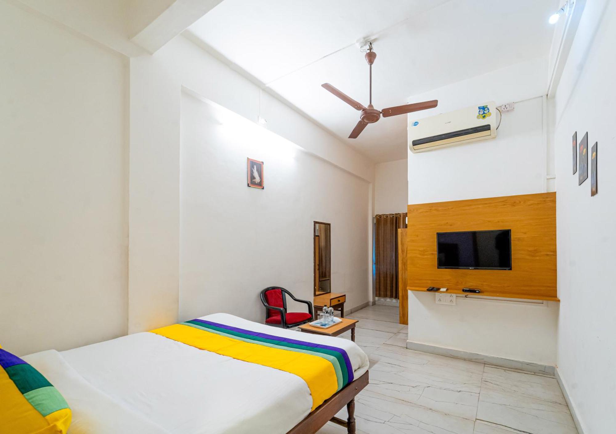 Itsy Hotels Mansi Nashik Extérieur photo
