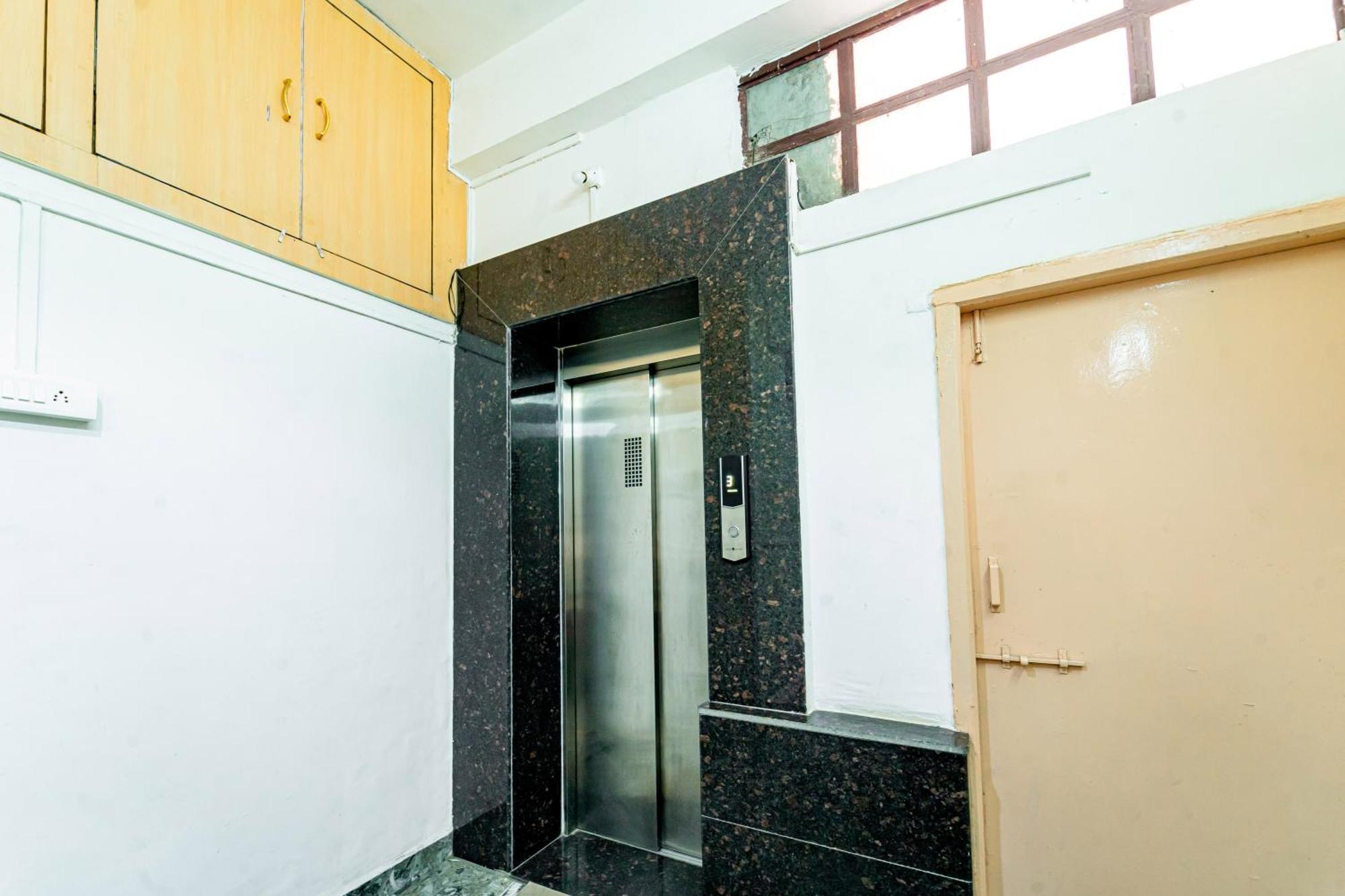 Itsy Hotels Mansi Nashik Extérieur photo